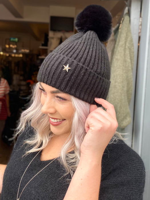 Pom Pom Hat - Black