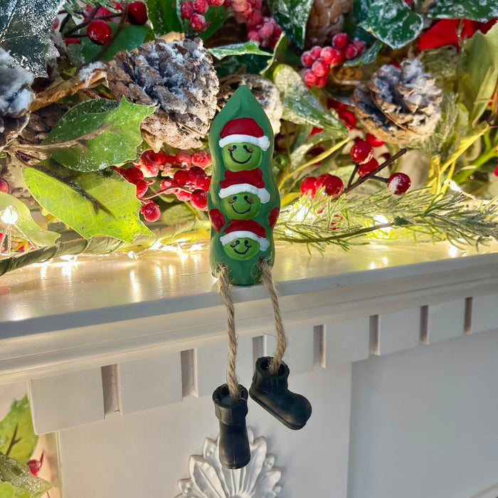 Peas In A Pod Shelf Sitter