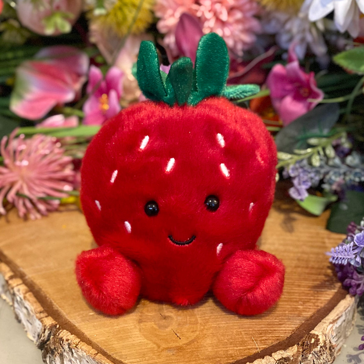 Strawberry stuffed toy shop