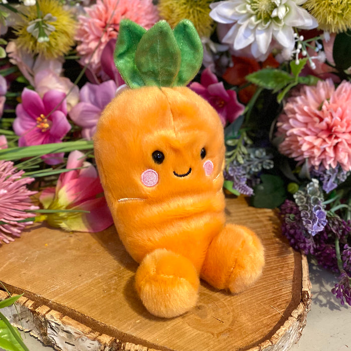 Cheerful Carrot by Palm Pals