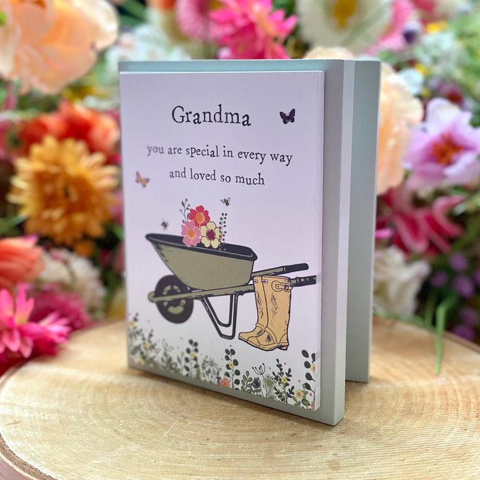 Grey Wooden Grandma Plaque